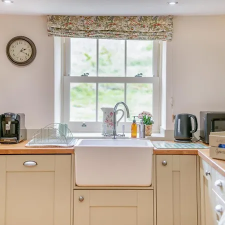 3 Bed In Middleham Oc-o32119 * Gammersgill